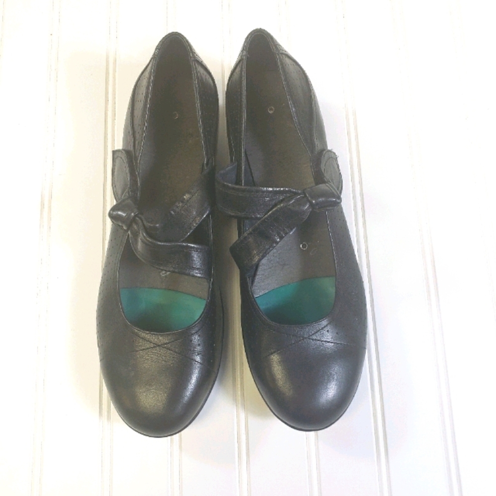 Dansko Black Mary Janes